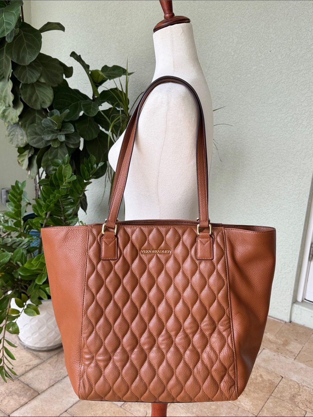 Vera Bradley large Cognac brown Leather Ella purse